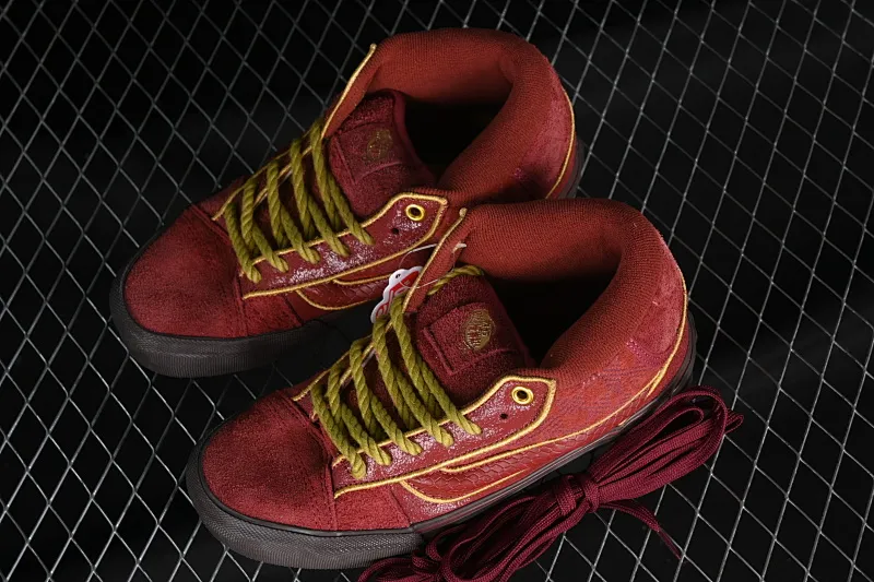All categories Vans Vans series Vans Mid Vans Knu Mid Vans official Zodiac series-Year of the Dragon limited edition mid-top bread shoes VN000E56D38